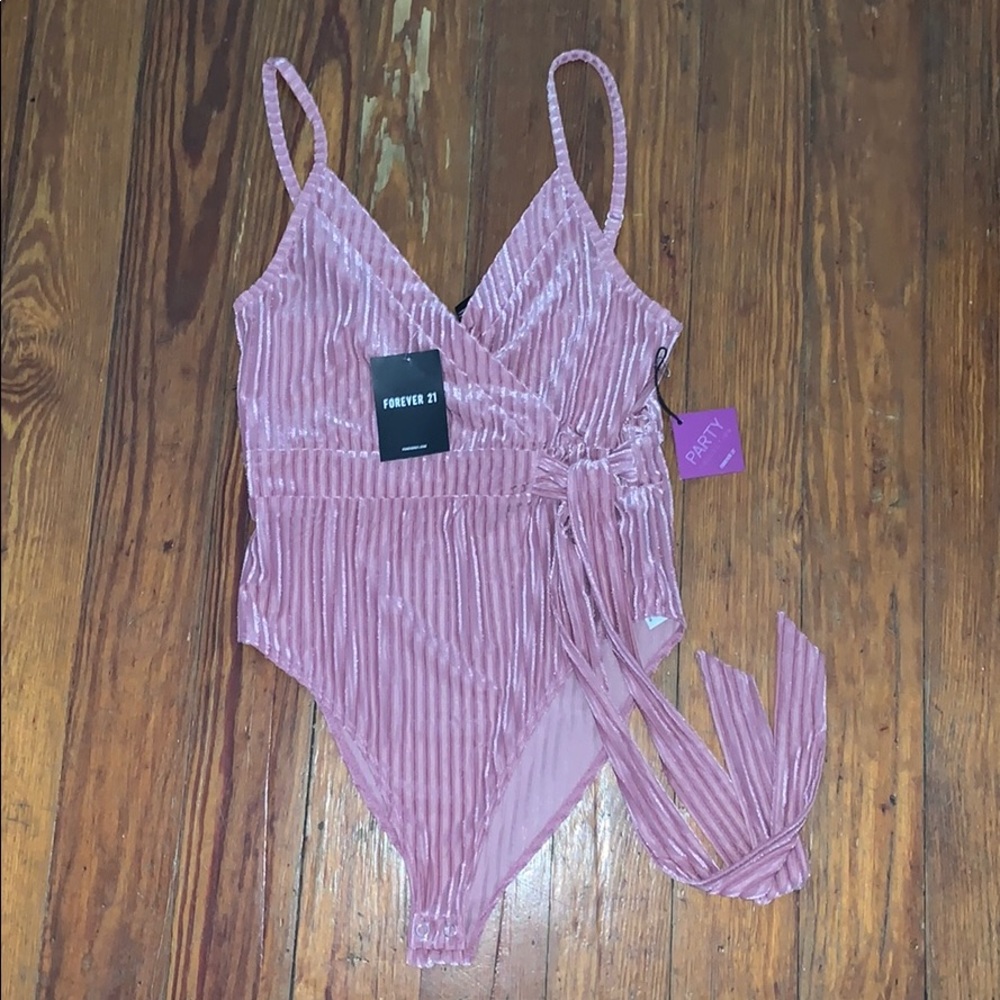 Dark pink velvet ribbed body suit